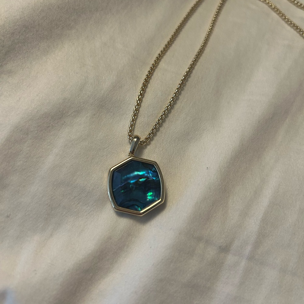 Kendra Scott Navy Abalone Pendant Necklace